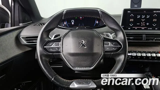 Peugeot 5008 2020 — фото 13
