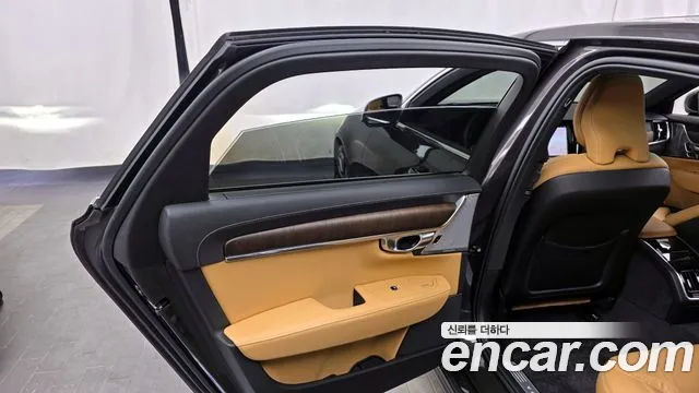 Volvo S90 2023 — фото 15