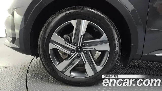 Kia Sorento 2023 — фото 4