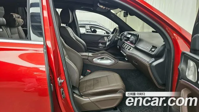 Mercedes-Benz GLS-Class 2023 — фото 17
