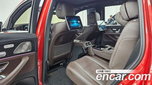 Mercedes-Benz GLS-Class 2023 — фото 16