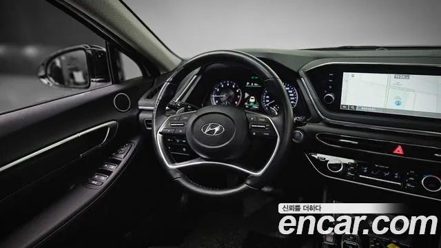 Hyundai Sonata 2022 — фото 12