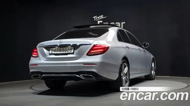 Mercedes-Benz E-Class 2017 — фото 2