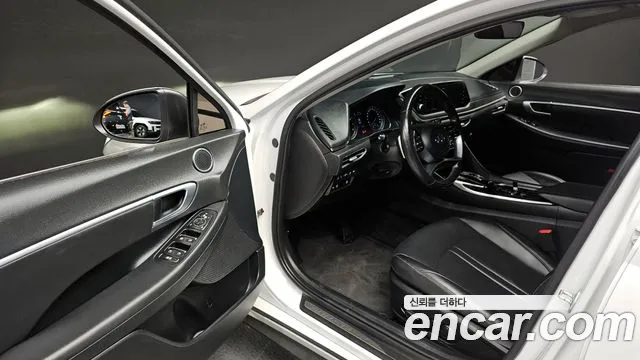 Hyundai Sonata 2021 — фото 10
