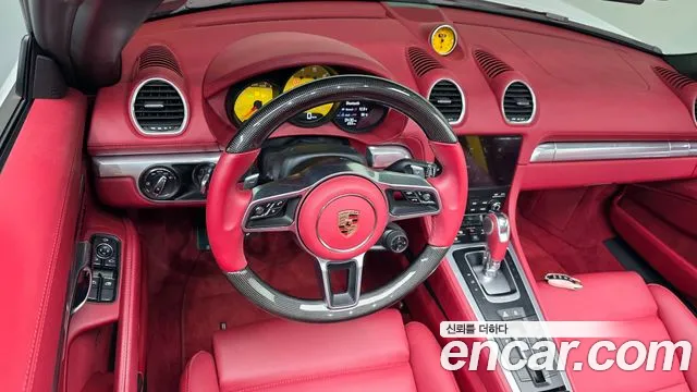 Porsche 718 2024 — фото 17