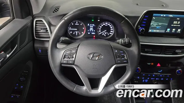 Hyundai Tucson 2020 — фото 18