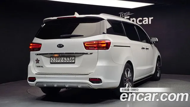 Kia Canival 2019 — фото 2