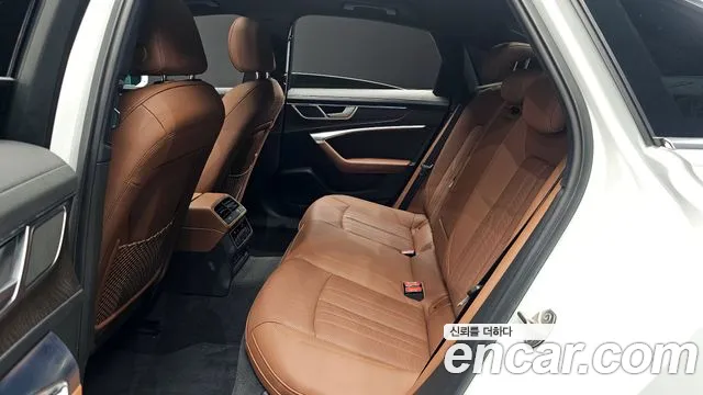Audi A6 2022 — фото 12