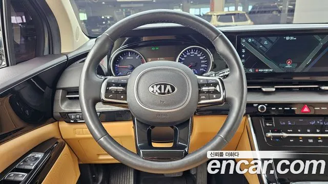 Kia Canival 2021 — фото 13