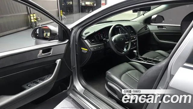 Hyundai Sonata 2018 — фото 13