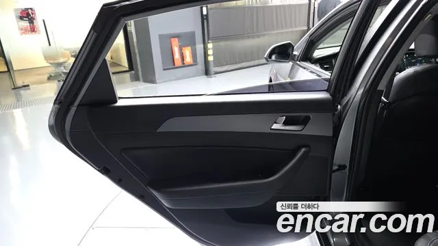Hyundai Sonata 2018 — фото 15