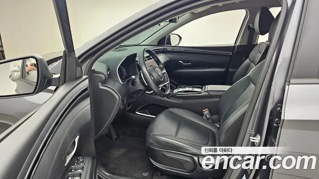 Hyundai Tucson 2023 — фото 10