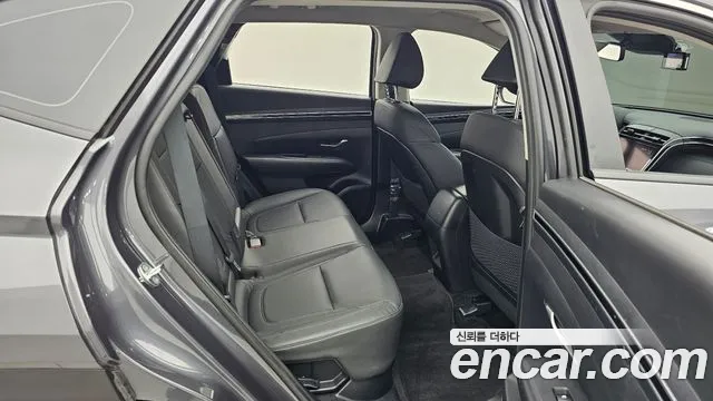 Hyundai Tucson 2023 — фото 12