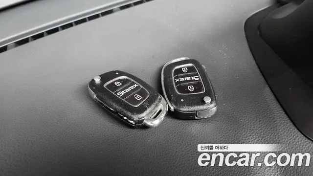 Hyundai Starex 2016 — фото 20