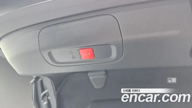 Peugeot 408 2023 — фото 16