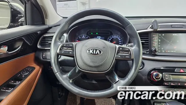 Kia Sorento 2018 — фото 19
