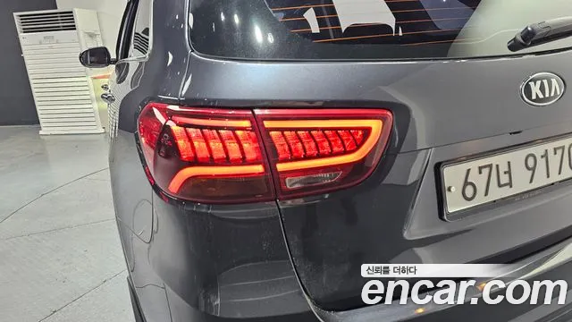 Kia Sorento 2018 — фото 9