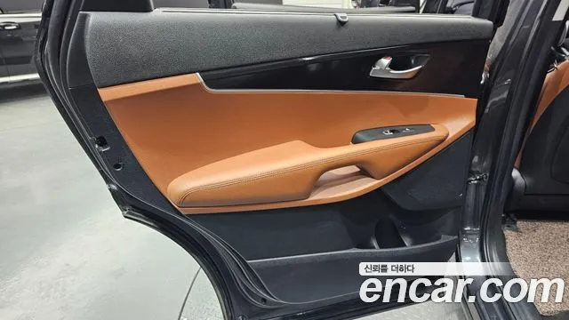 Kia Sorento 2018 — фото 15