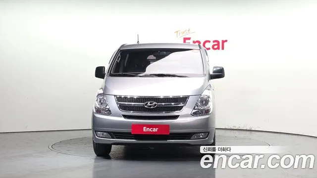 Hyundai Starex 2015 — фото 3