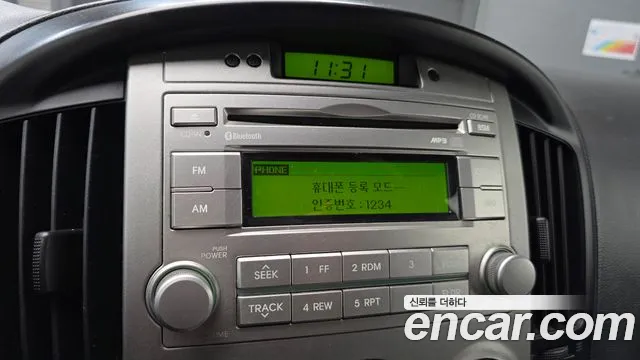 Hyundai Starex 2015 — фото 16