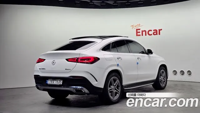 Mercedes-Benz GLE-Class 2022 — фото 2
