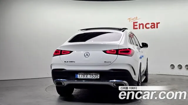 Mercedes-Benz GLE-Class 2022 — фото 4