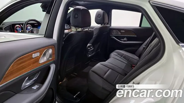 Mercedes-Benz GLE-Class 2022 — фото 11