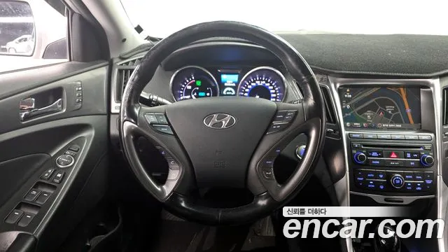 Hyundai Sonata 2014 — фото 12