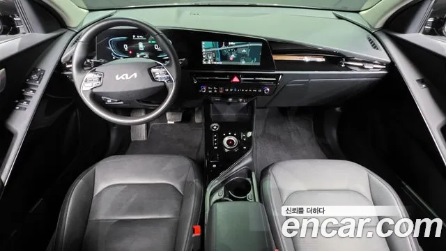 Kia Niro 2024 — фото 10