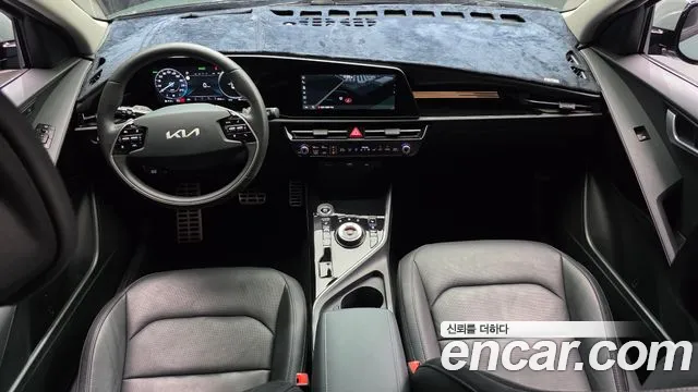 Kia Niro 2022 — фото 10