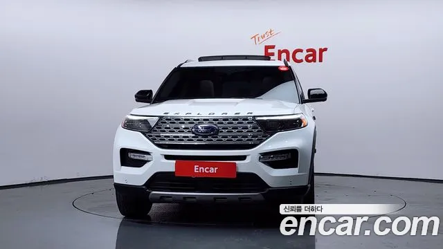 Ford Explorer 2022 — фото 3