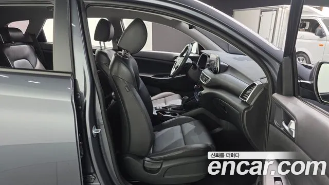 Hyundai Tucson 2020 — фото 17