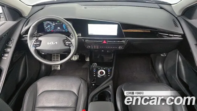 Kia Niro 2024 — фото 10