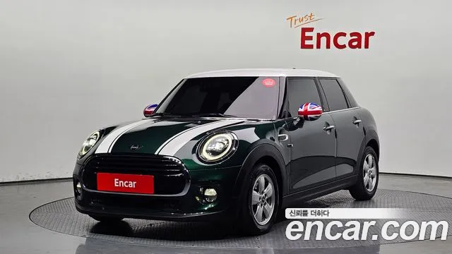 Mini Cooper 2019 — фото 1