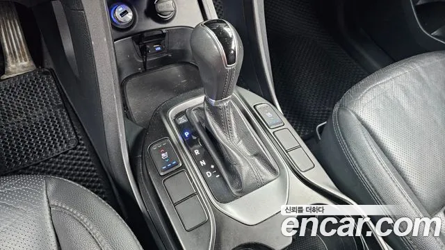 Hyundai Santafe 2015 — фото 12
