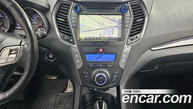 Hyundai Santafe 2015 — фото 19