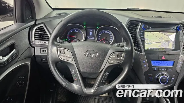 Hyundai Santafe 2015 — фото 20