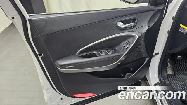 Hyundai Santafe 2015 — фото 14