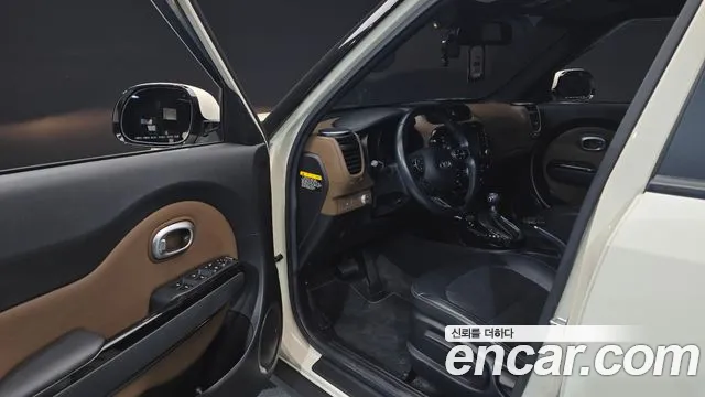 Kia Soul 2015 — фото 10