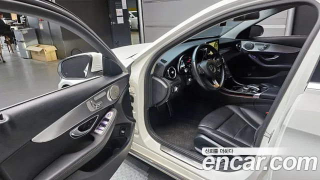 Mercedes-Benz C-Class 2016 — фото 10