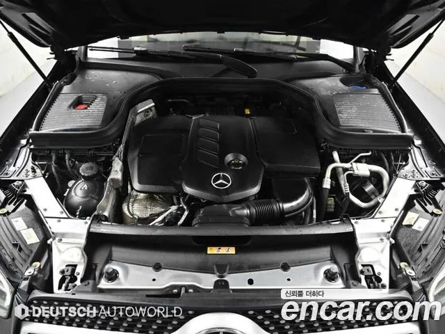 Mercedes-Benz GLC-Class 2023 — фото 6