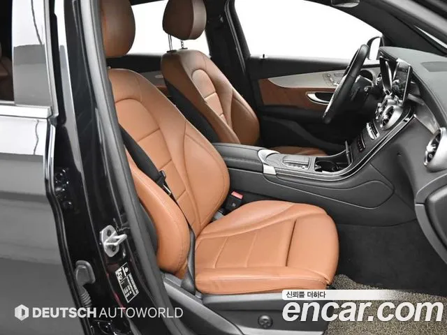 Mercedes-Benz GLC-Class 2023 — фото 10