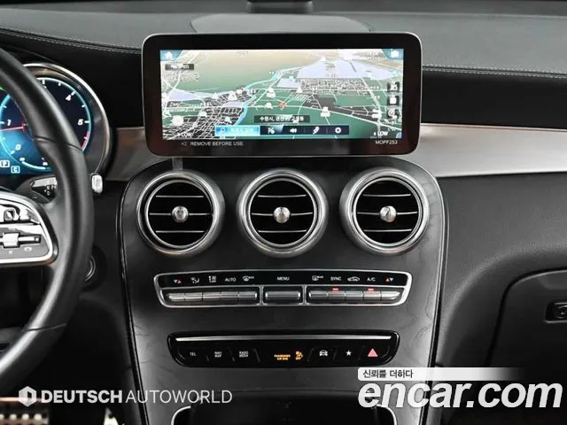 Mercedes-Benz GLC-Class 2023 — фото 14