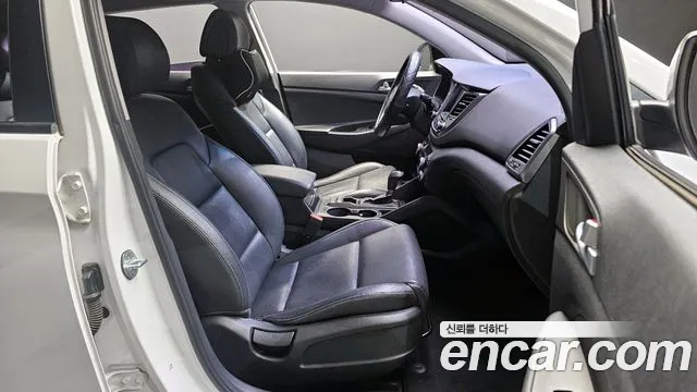 Hyundai Tucson 2016 — фото 17