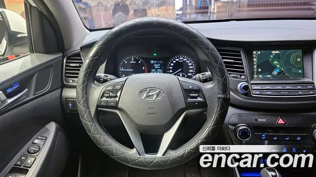 Hyundai Tucson 2016 — фото 19