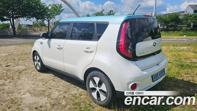 Kia Soul 2018 — фото 8