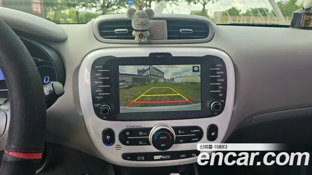 Kia Soul 2018 — фото 12