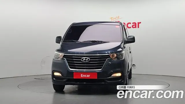 Hyundai Starex 2019 — фото 3