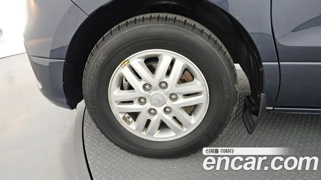 Hyundai Starex 2019 — фото 5