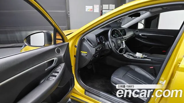 Hyundai Sonata 2020 — фото 15